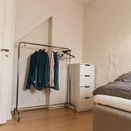 Modern 3-room Floor *