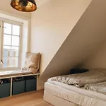 Апартаменты Modern 3-room Floor *